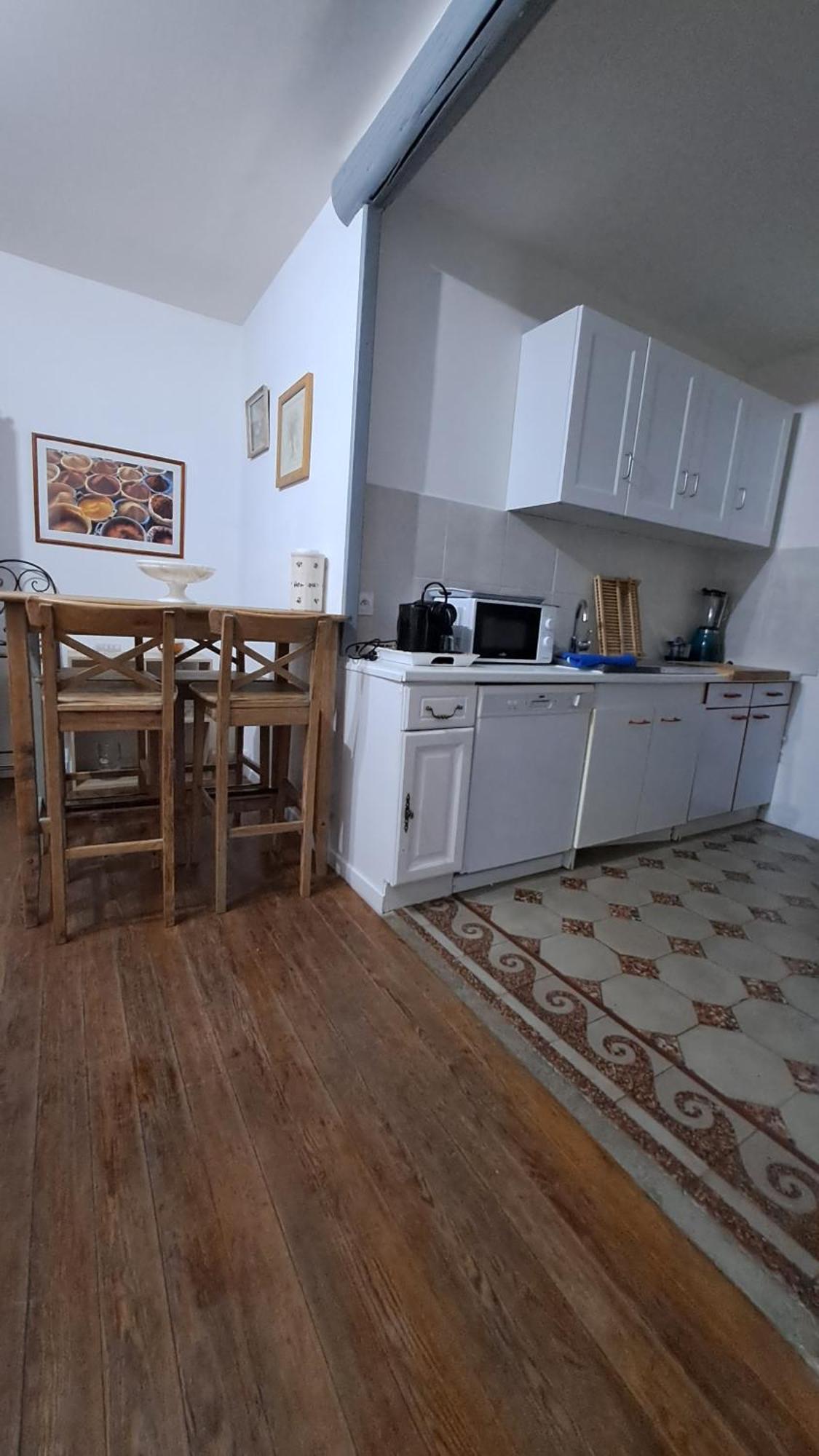 Pres Du Port -Lsm30Conciergerie- Villa Saint-Gilles  Ngoại thất bức ảnh
